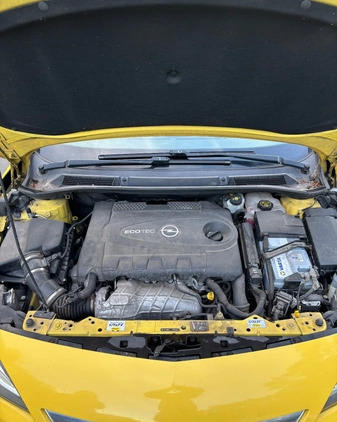 Opel Astra cena 21000 przebieg: 259175, rok produkcji 2012 z Mogilno małe 92